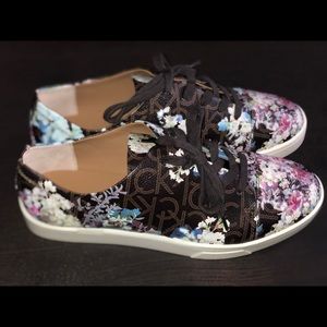 Calvin Klein Imilia sneakers brown / floral size 8